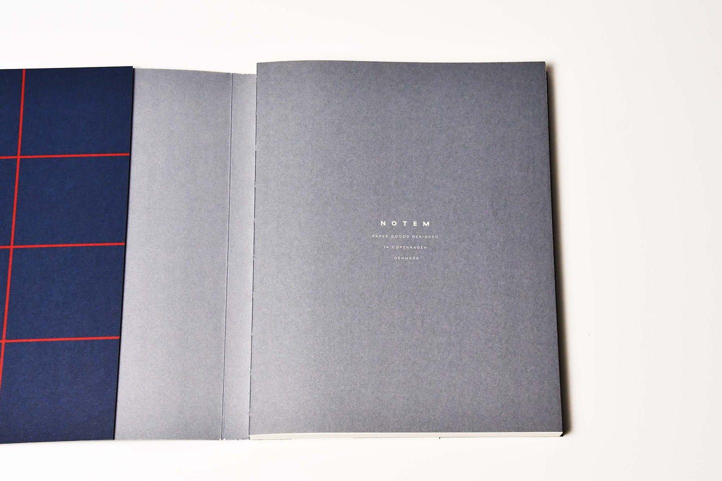 [NOTEM] UMA フラット ノート ミディアム - ダークブルー